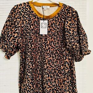 THML Leopard print short elastic sleeve top